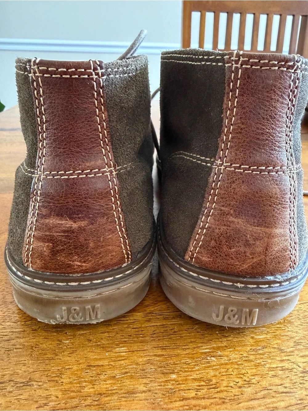 Men's Johnston & Murphy Taupe Suede Chukka Boots